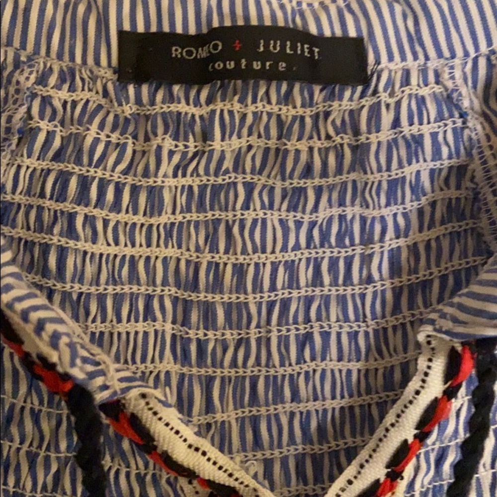 Romeo & Juliet Couture long sleeve top - Picture 3 of 5